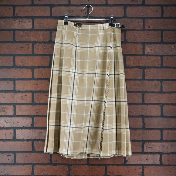 Vintage Dresses & Skirts - LAIRD-PORTCH OF SCOTLAND 100% Wool Plaid Kilt Sz 8